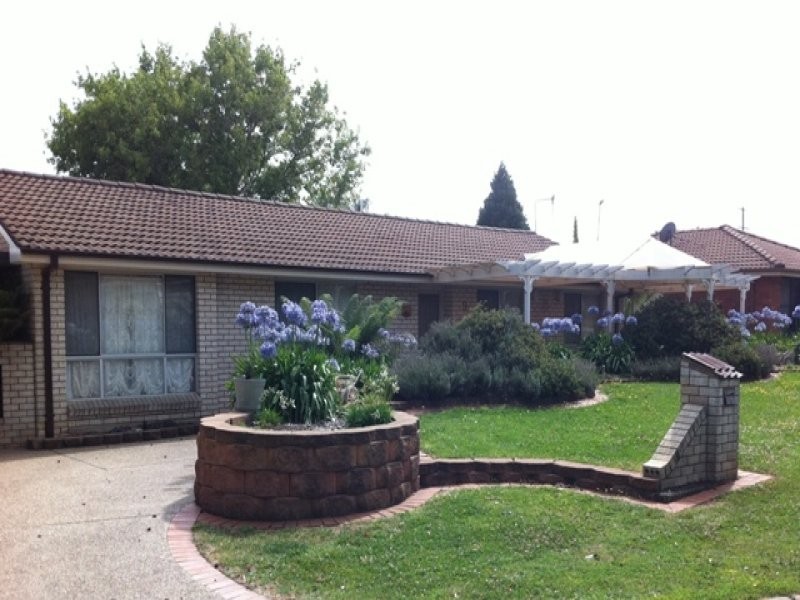 9 Alison Place, Orange NSW 2800