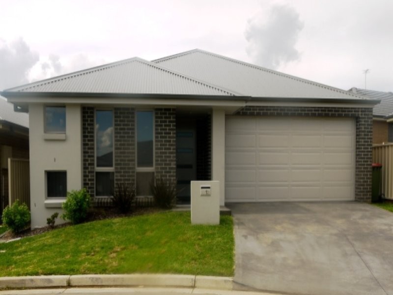 13 Bella Vista Close, Orange NSW 2800