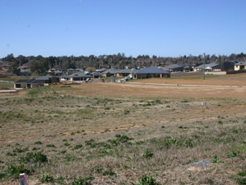 Orchard Hills Estate Lisbon Circuit, Orange NSW 2800