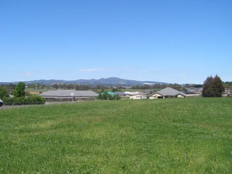 14 Illamatta Way, Orange NSW 2800