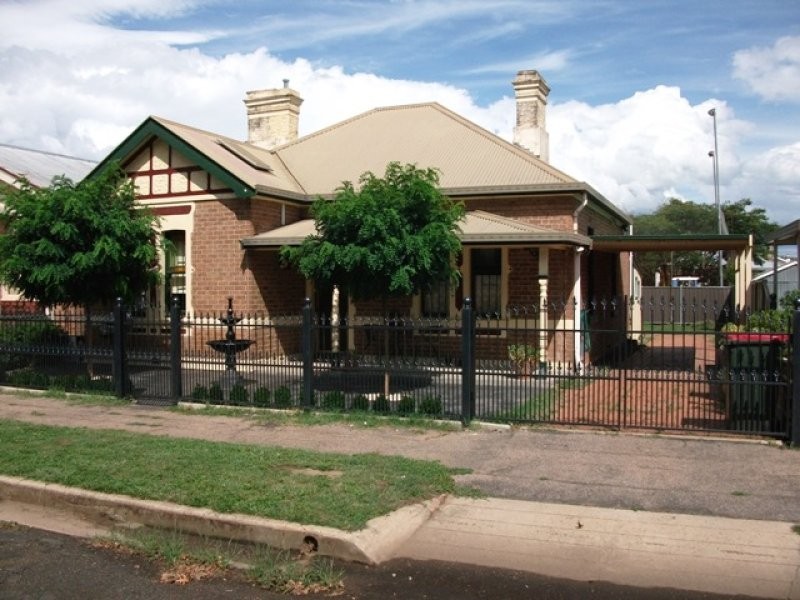 55 Sampson Street, Orange NSW 2800