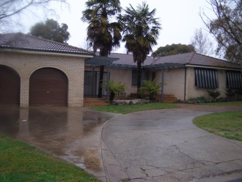 12 Barcelona Way, Orange NSW 2800