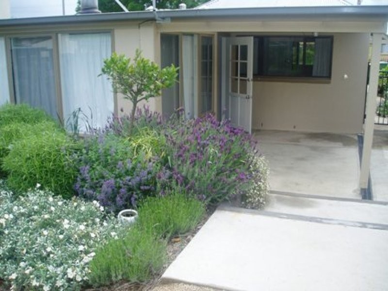 50 Cox Avenue, Orange NSW 2800