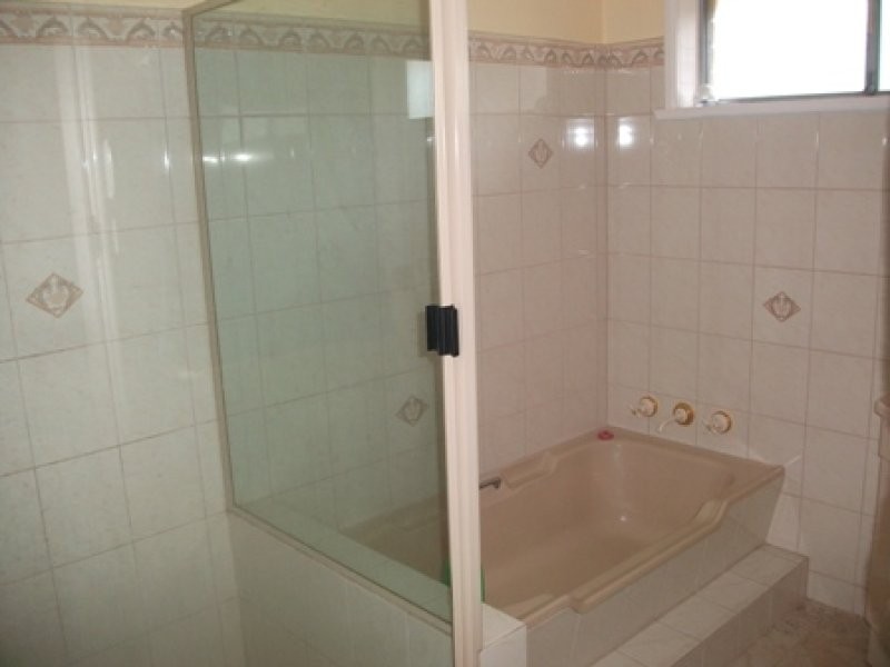 12 Larela Circuit, Orange NSW 2800