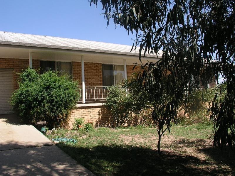 69 William Maker Drive, Orange NSW 2800