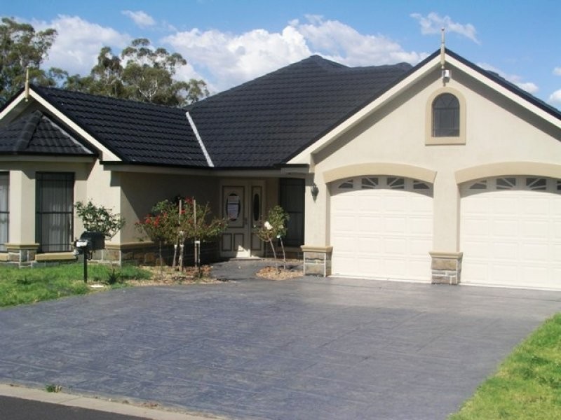 17 Majestic Way, Orange NSW 2800