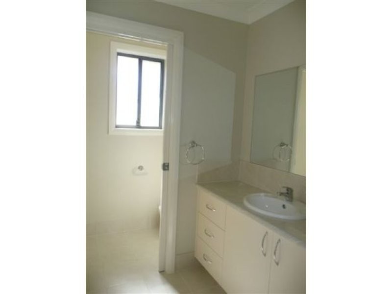 96 Diamond Drive, Orange NSW 2800