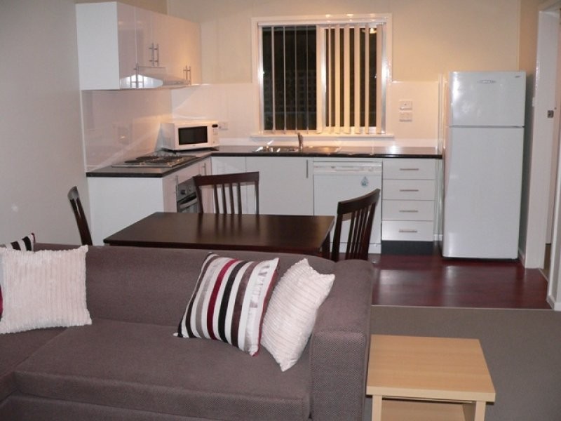 Unit 2,111 Sale Street, Orange NSW 2800