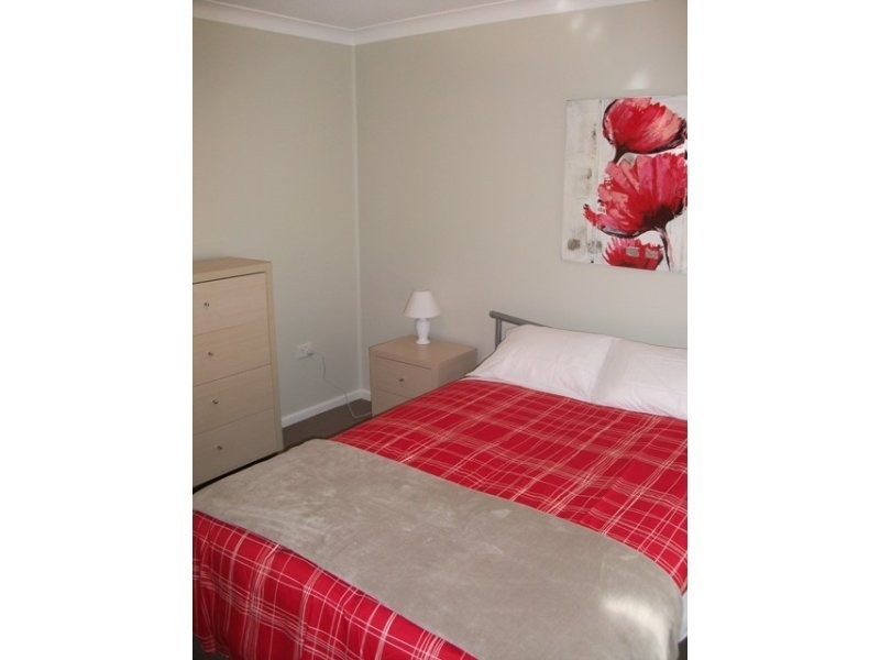 Unit 2,111 Sale Street, Orange NSW 2800