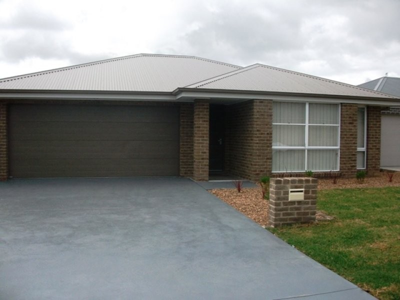 38 Emerald Street, Orange NSW 2800