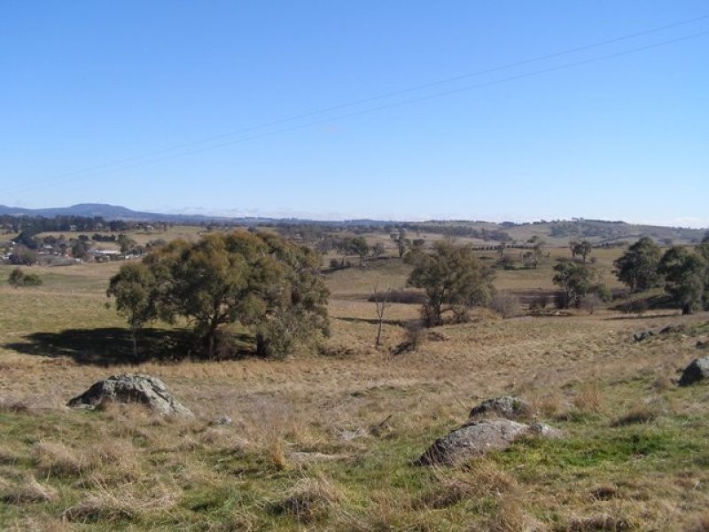 27 Emu Swamp Road, Lucknow NSW 2800