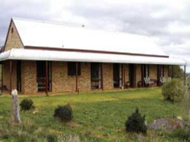 18 Paling Yards Loop, Orange NSW 2800