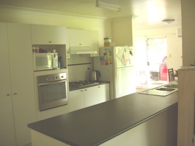 4 Borton st, Balgal Beach QLD 4816