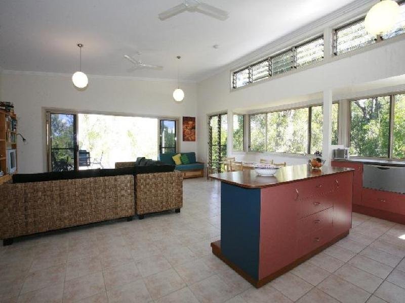 35 Borton Street, Balgal Beach QLD 4816