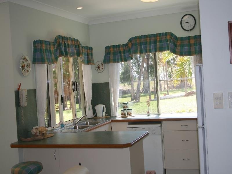 4 The Vines Court, Balgal Beach QLD 4816