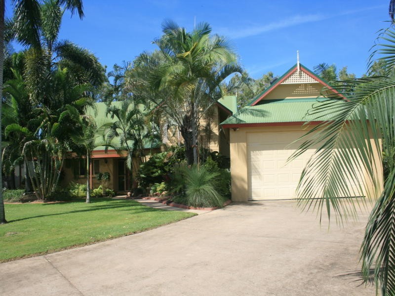 6 Pebble Beach Court, Balgal Beach QLD 4816