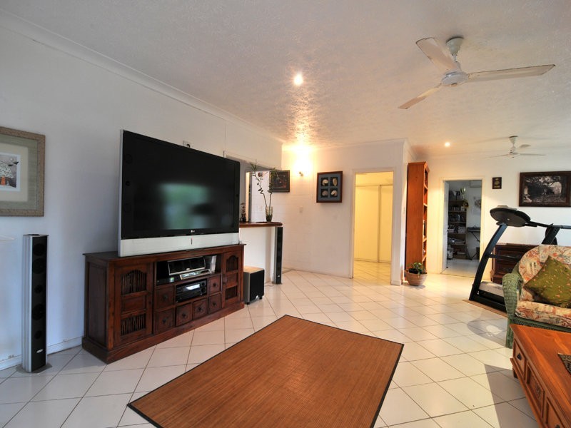 106 Balgal Beach Road, Balgal Beach QLD 4816