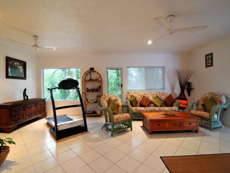 106 Balgal Beach Road, Balgal Beach QLD 4816