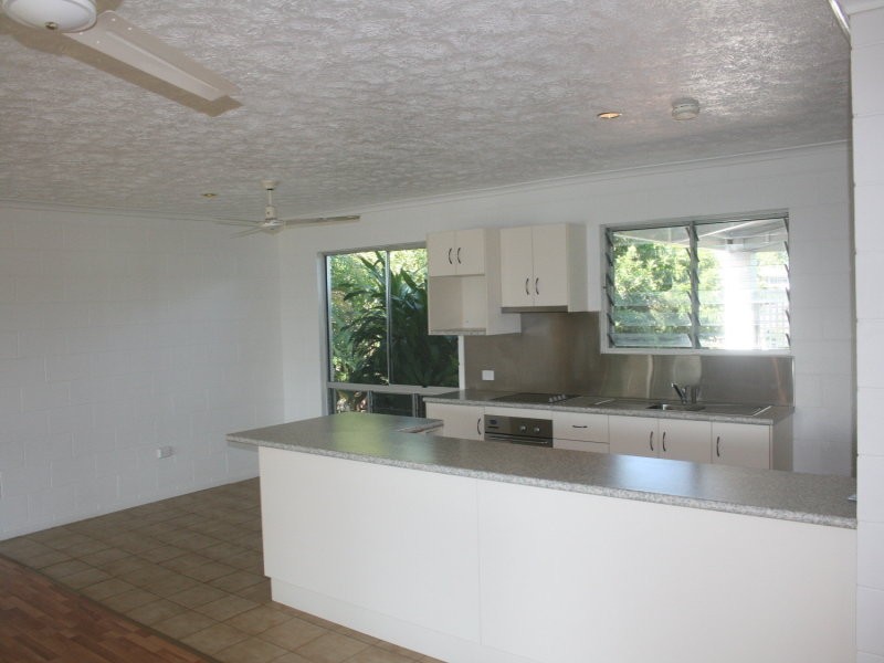 38 Howitson Drive, Balgal Beach QLD 4816