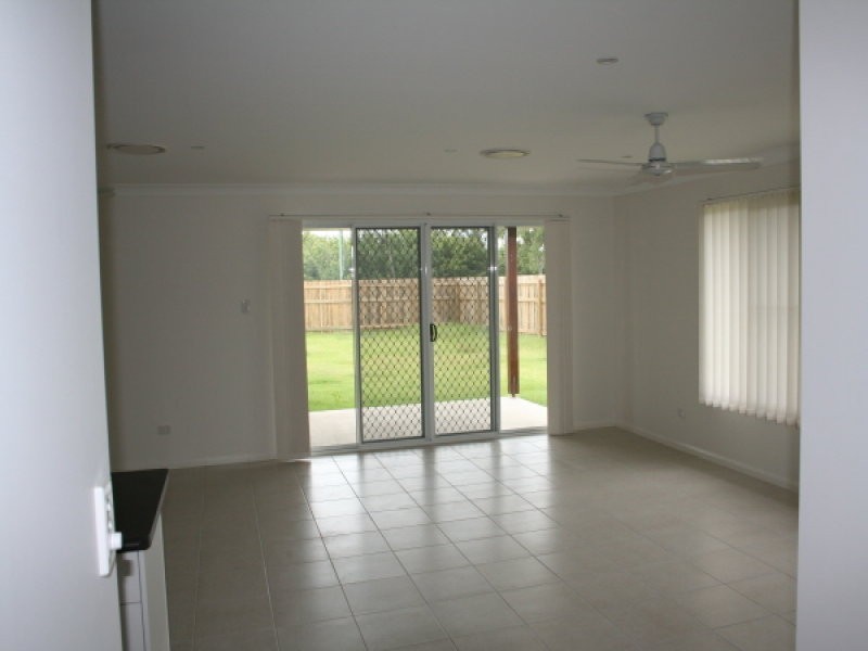 35 Beach Court, Balgal Beach QLD 4816