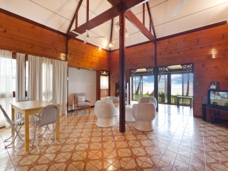 28 Reef St, Saunders Beach QLD 4818