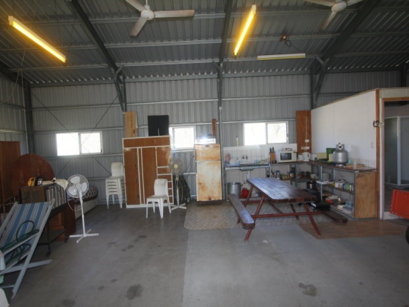 19 Armidale Avenue, Balgal Beach QLD 4816