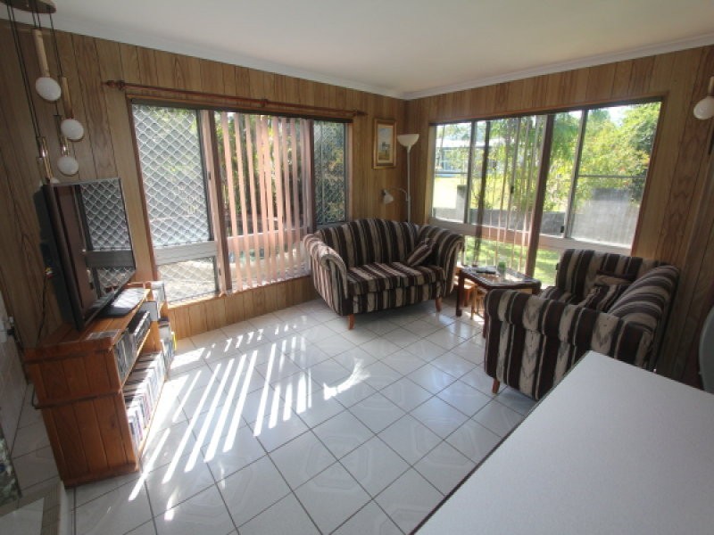 5 Jose Maria Court, Balgal Beach QLD 4816