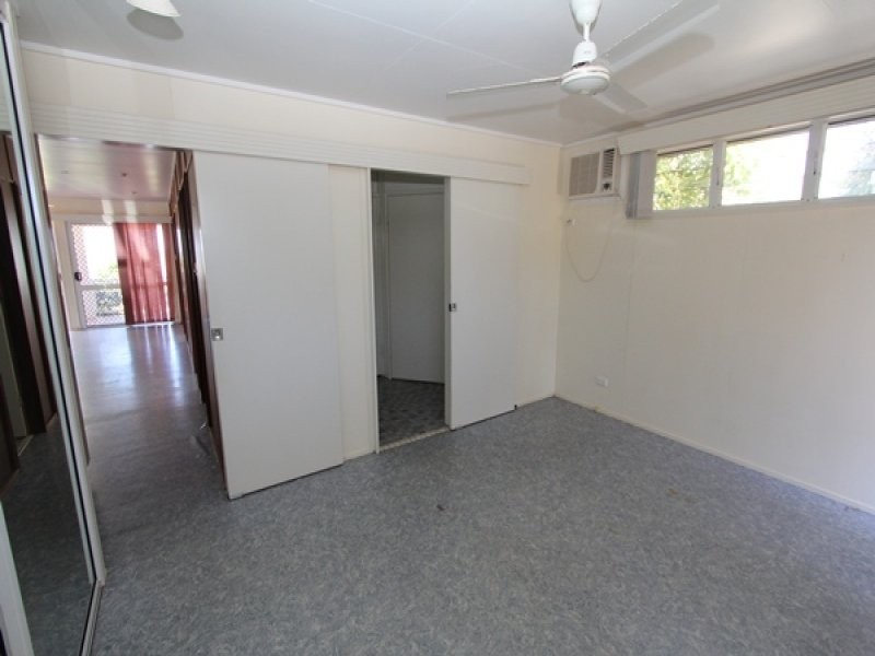 47 Cay Street, Saunders Beach QLD 4818