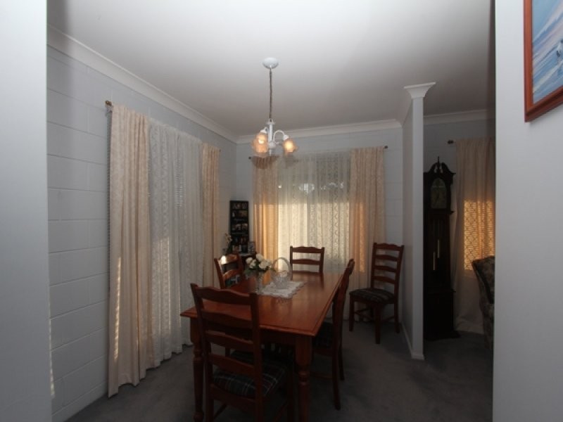 187 Ocean Parade, Balgal Beach QLD 4816