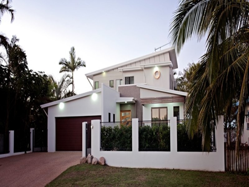 75 Cay Street, Saunders Beach QLD 4818