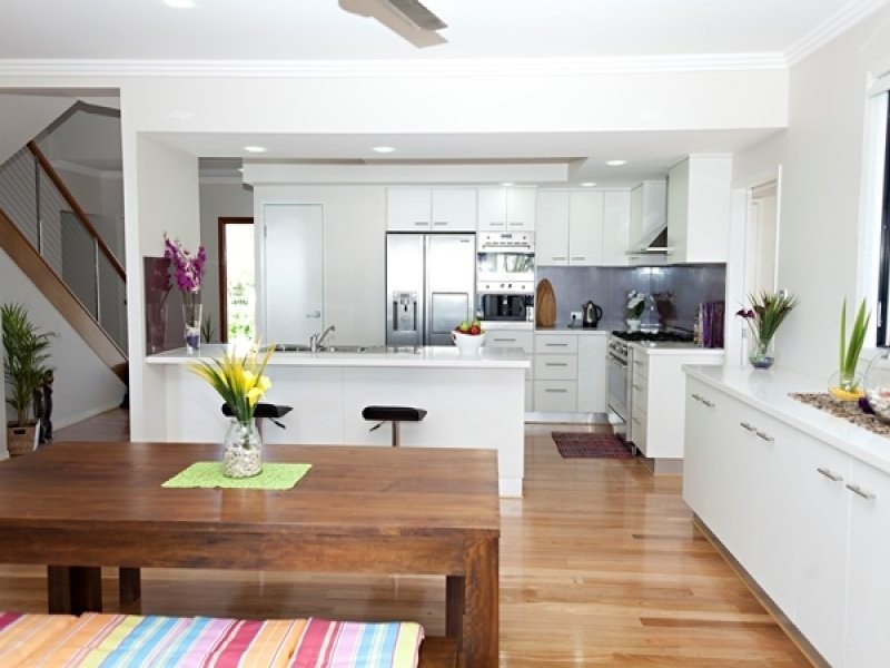 75 Cay Street, Saunders Beach QLD 4818