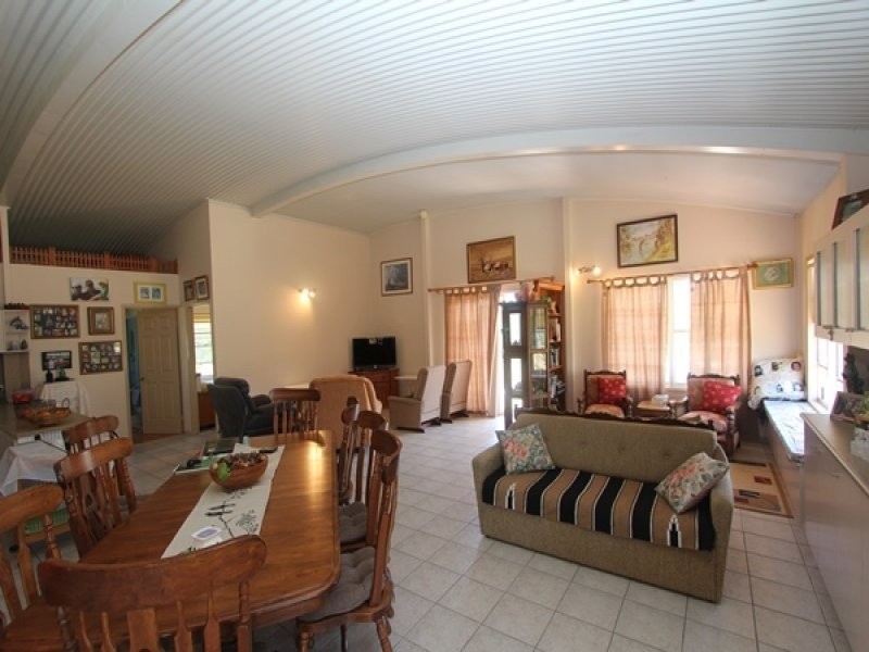 124 Sanctuary Road, Hervey Range QLD 4817