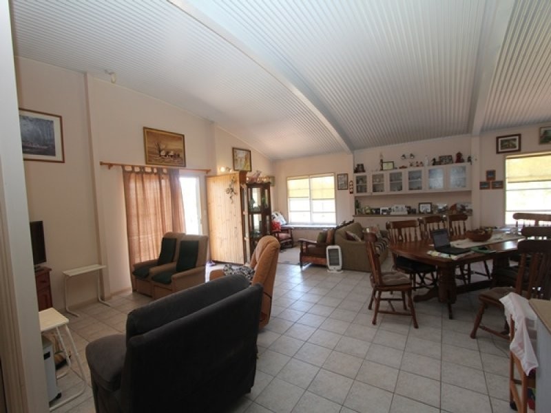 124 Sanctuary Road, Hervey Range QLD 4817