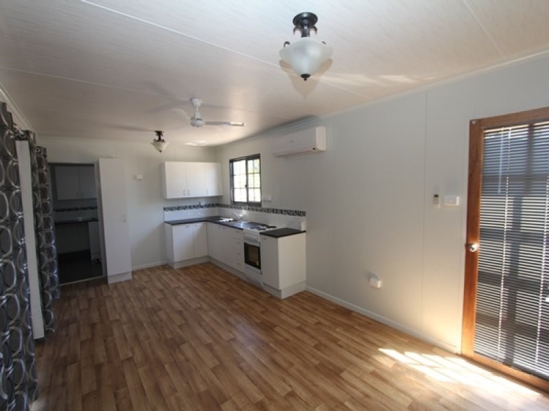 15 Medinah Court, Balgal Beach QLD 4816