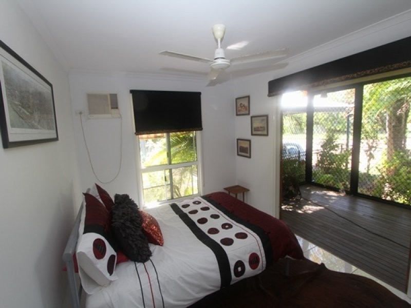 193 Ocean Parade, Balgal Beach QLD 4816