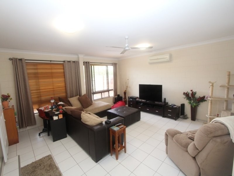 2/20 Mt Kulburn Dr, Jensen QLD 4818