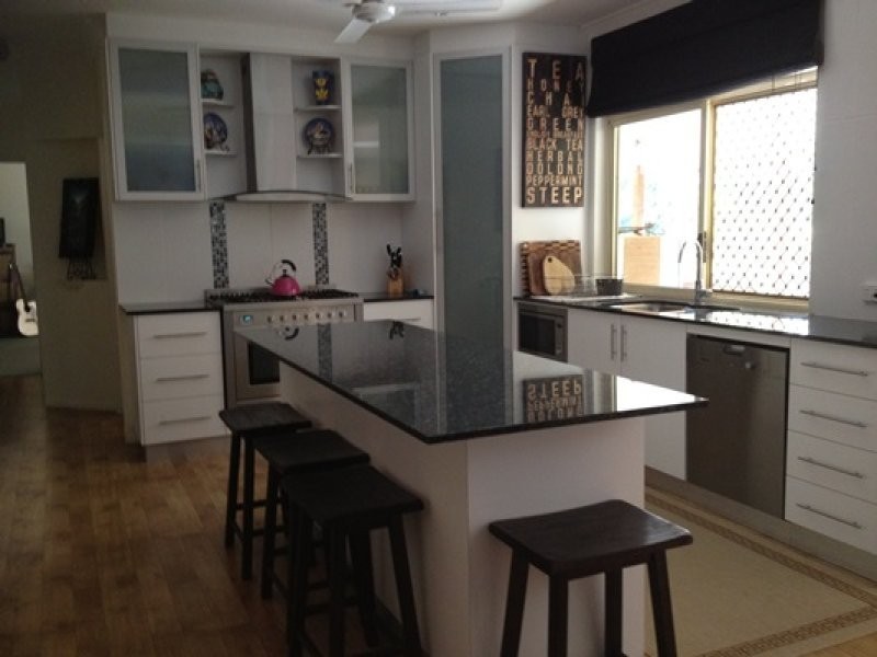 115 Coutts Drive, Bushland Beach QLD 4818