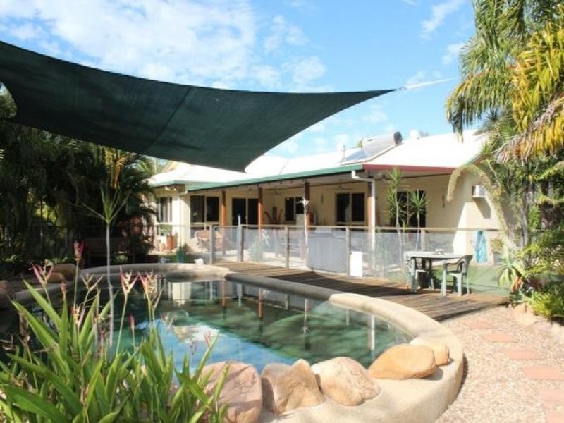 115 Coutts Drive, Bushland Beach QLD 4818