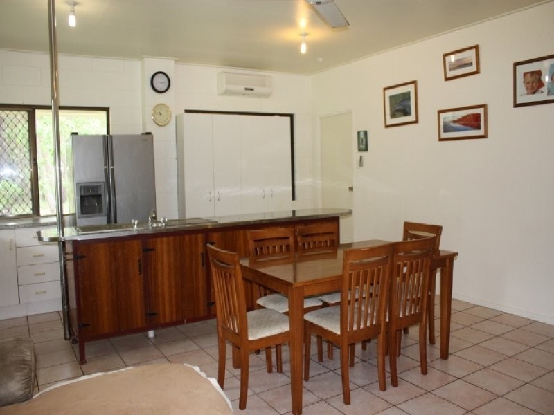 353 BLUEWATER DRIVE, Bluewater QLD 4818