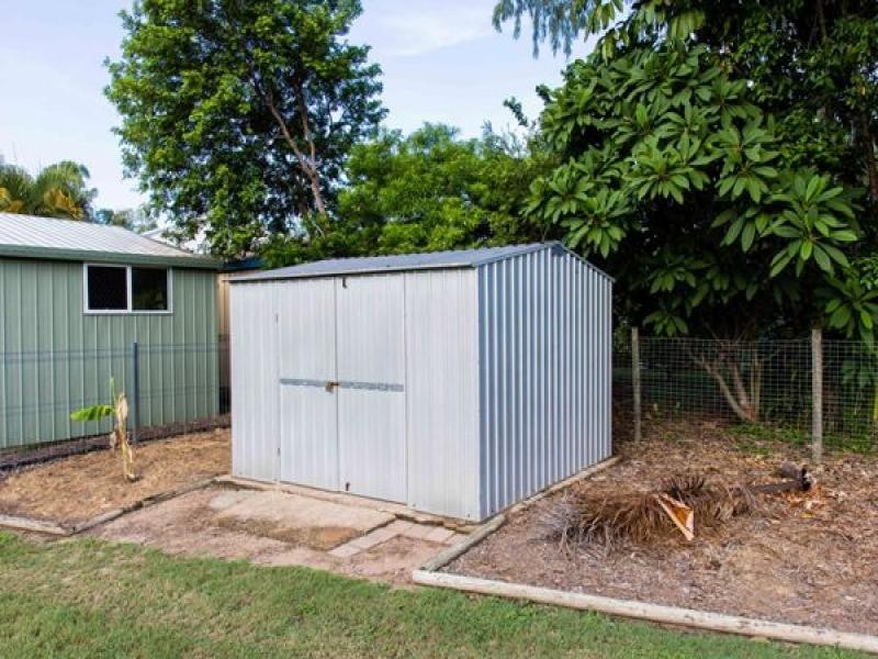 1 Justin Street, Balgal Beach QLD 4816