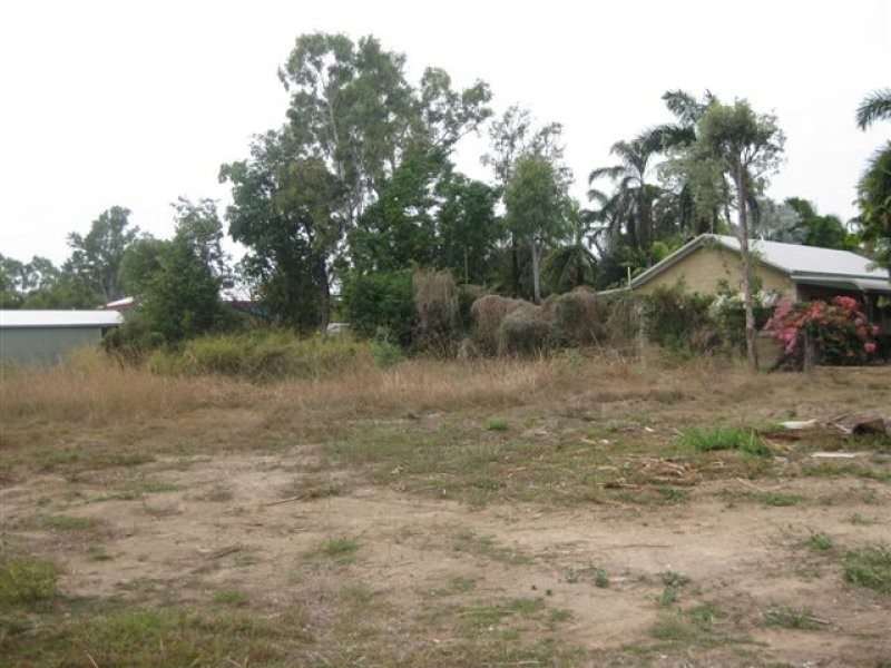 1 Justin Street, Balgal Beach QLD 4816