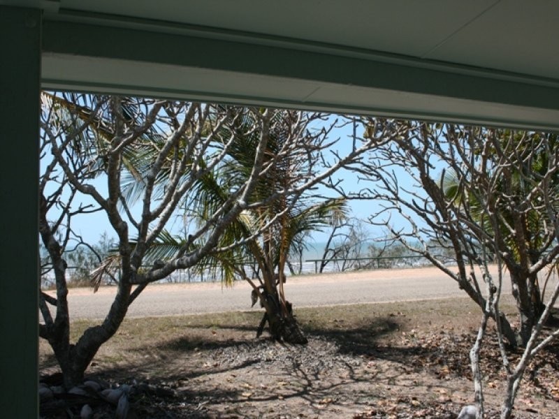 67 The Esplanade, Townsville QLD 4810