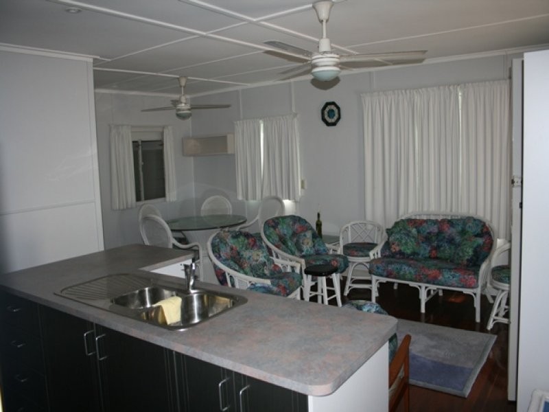 67 The Esplanade, Townsville QLD 4810