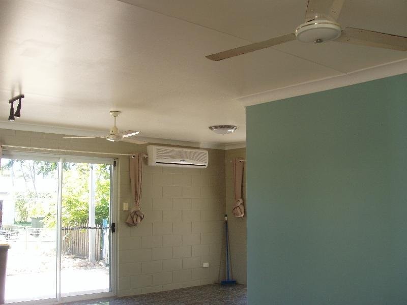 4 Borton Street, Balgal Beach QLD 4816