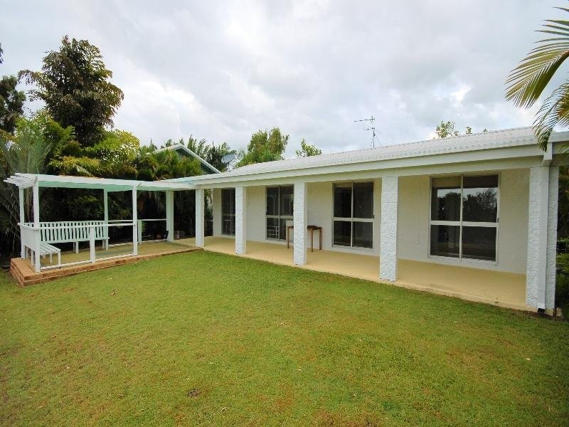 38 Howitson Drive, Balgal Beach QLD 4816