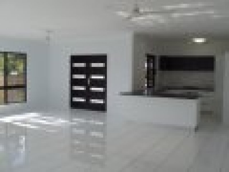 12 Virginia Court, Balgal Beach QLD 4816