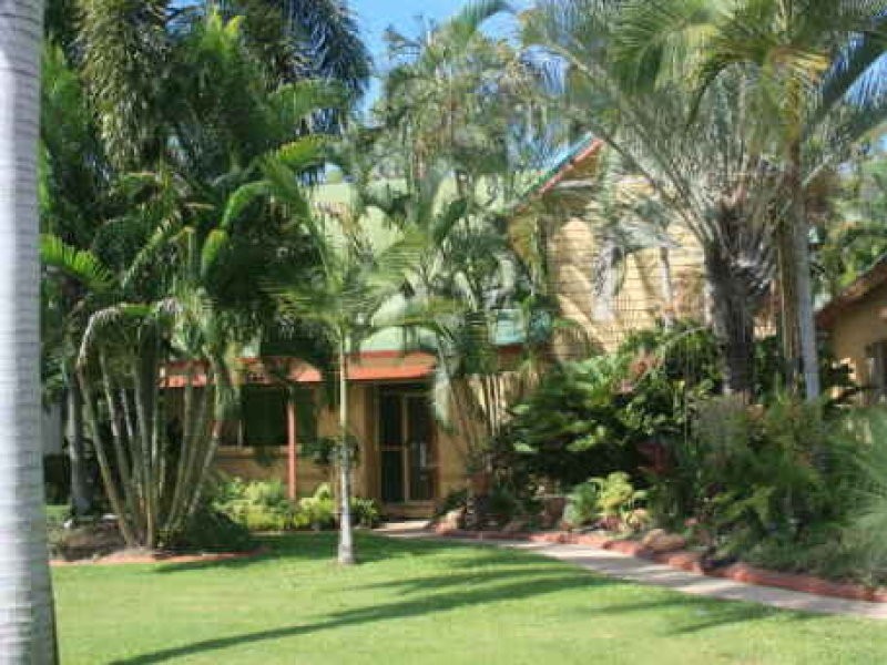 6 Pebble Beach Court, Balgal Beach QLD 4816