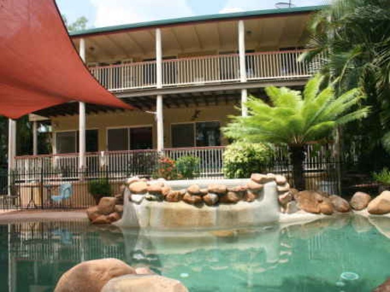 6 Pebble Beach Court, Balgal Beach QLD 4816