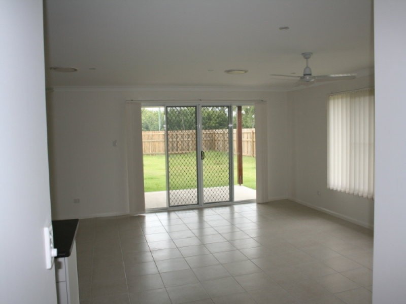 35 Beach Court, Balgal Beach QLD 4816