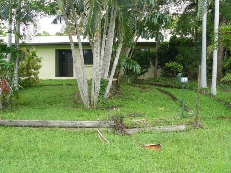 181 Ocean Parade, Balgal Beach QLD 4816